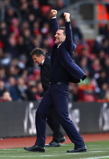 SOUTHAMPTON, ENGLAND - FEBRUARY 04: Slaven Bilic, Manager of West Ham United celebrates his team's second goal during the Premier League match between Southampton and West Ham United at St Mary's Stadium on February 4, 2017 in Southampton, England.  (Photo by Michael Steele/Getty Images)