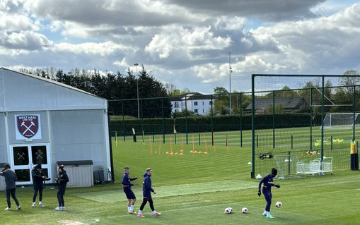 Image for Moyes goes missing from West Ham training