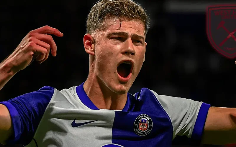 Image for Who on Earth Would be Crazy Enough to Join West Ham Now?