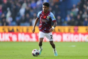 Ian Maatsen-West Ham-Burnely_Chelsea_Transfer