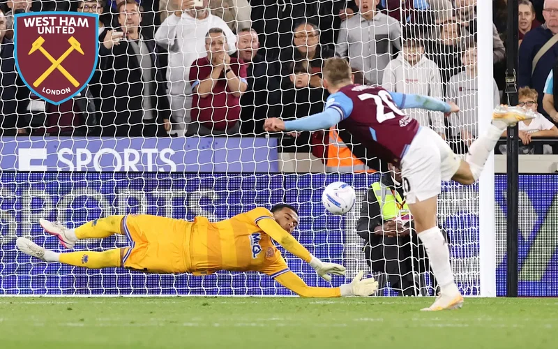 Image for Manchester City loanees enjoy contrasting fortunes as ‘the wrong one’ shines | West Ham News