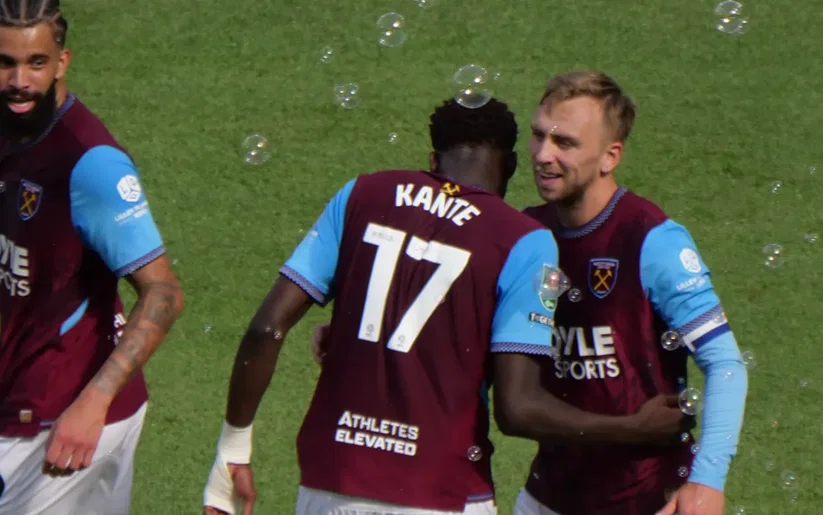 Image for West Ham 2-1 Portsmouth: Hammers Turn It Around Before Half-Time