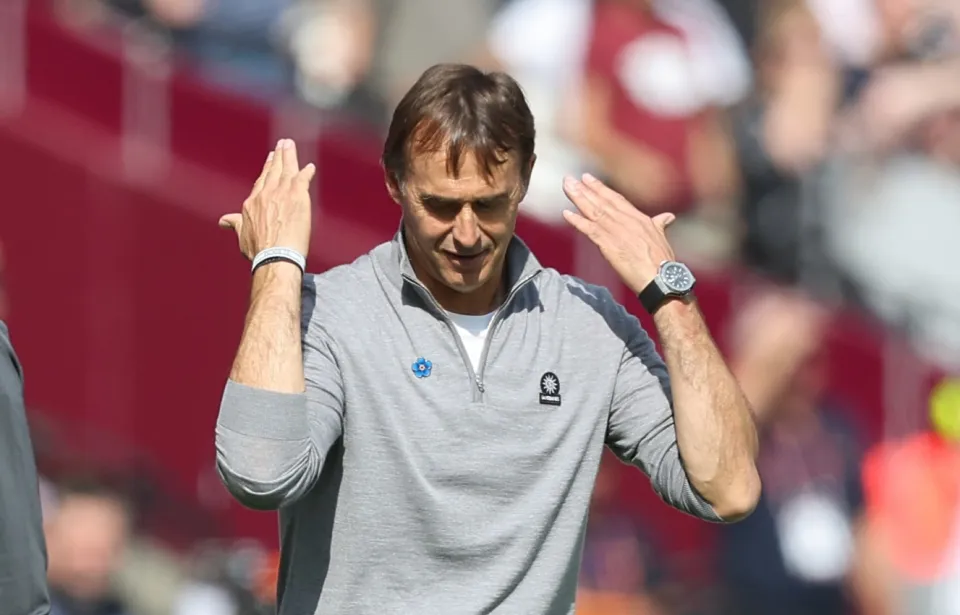 West Ham manager Julen Lopetegui looks frustrated