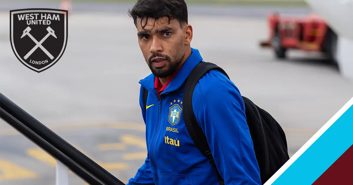 Lucas Paqueta boards a plane