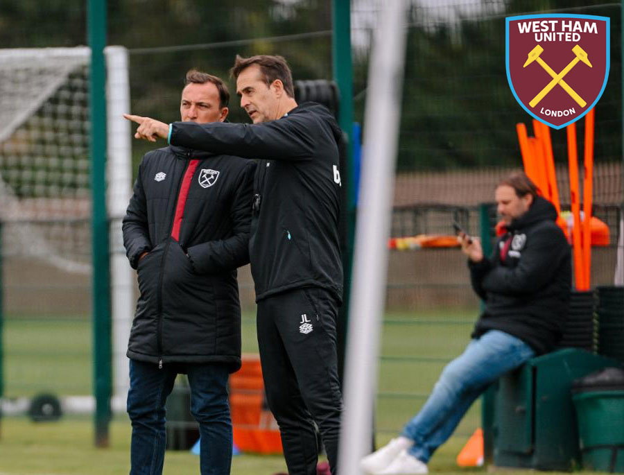 Lopetegui instructs Noble while Steidten observes