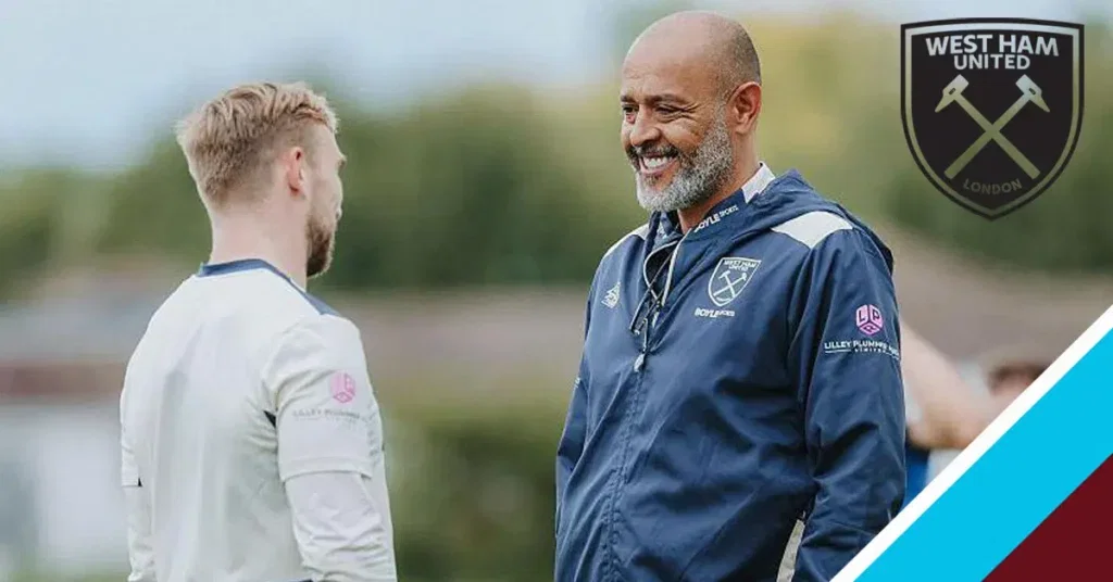 Nuno and Jarrod Bowen talk at West Ham training session