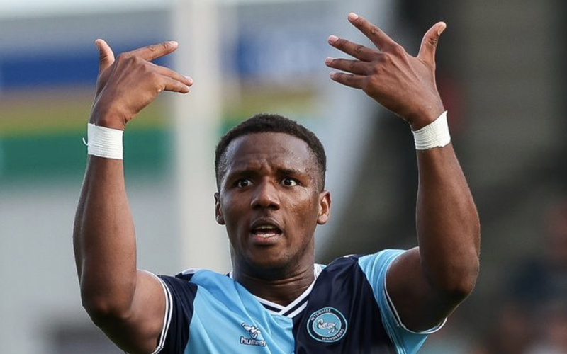 Image for West Ham locked in ‘transfer window chicken’ over young striker