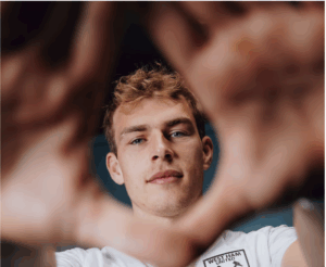 mads Hermansen needs to wn over West Ham fans