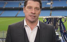 Image for Cottee calls for more settled side with ‘undroppable duo’ at the heart | West Ham News