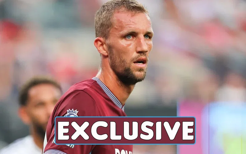 Image for West Ham Exclusive: Soucek Facing Months Out After World Cup Injury