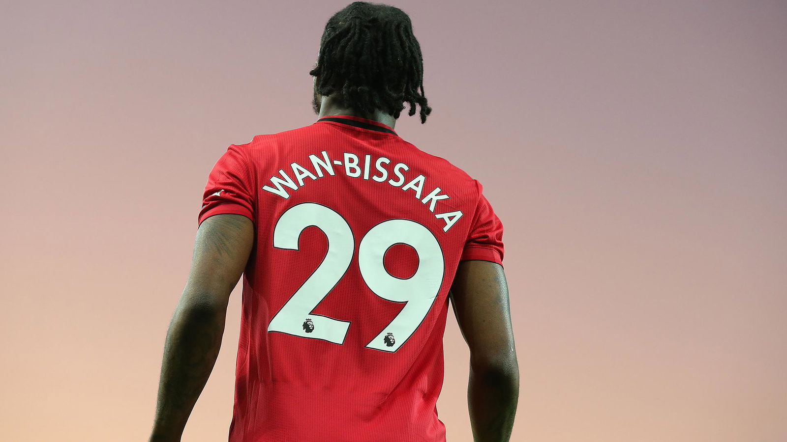 Report: Hammers Make Wan-Bissaka Move - Claret & Hugh