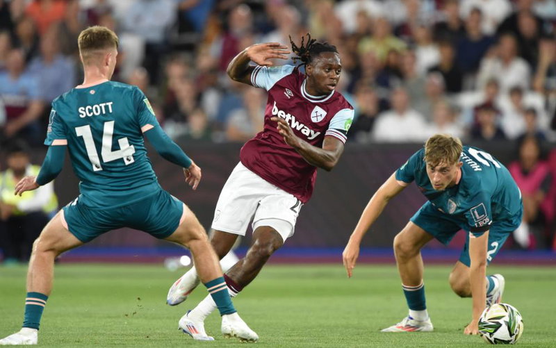 Image for “£15M Bargain” | Wan Bissaka Far Exceeds Expectations