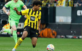 Image for West Ham Eye Underperforming Dortmund Star