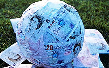 Image for Man U look to 30th June deadline in high stakes ‘cut price deal’ power play – Report | West Ham Transfer News